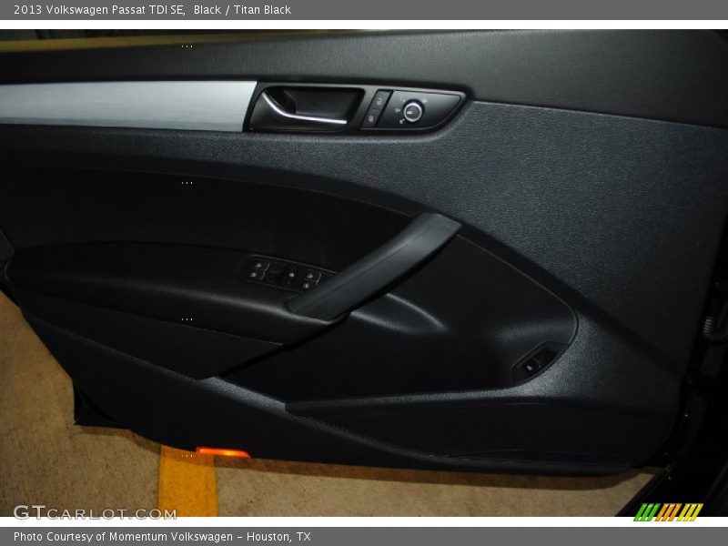 Black / Titan Black 2013 Volkswagen Passat TDI SE