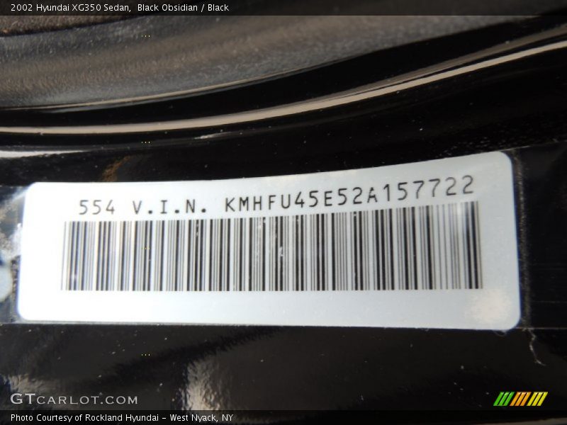 Black Obsidian / Black 2002 Hyundai XG350 Sedan