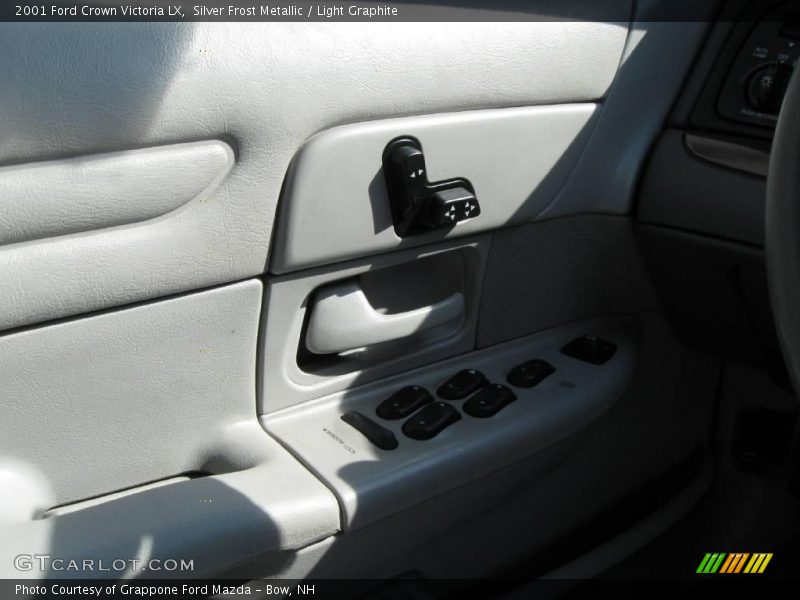 Silver Frost Metallic / Light Graphite 2001 Ford Crown Victoria LX