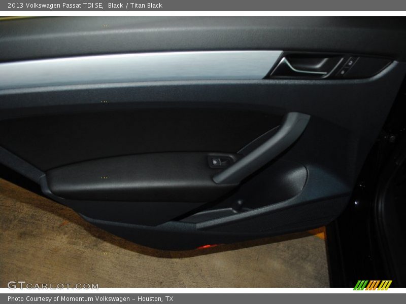 Black / Titan Black 2013 Volkswagen Passat TDI SE