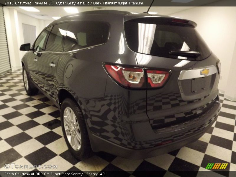Cyber Gray Metallic / Dark Titanium/Light Titanium 2013 Chevrolet Traverse LT