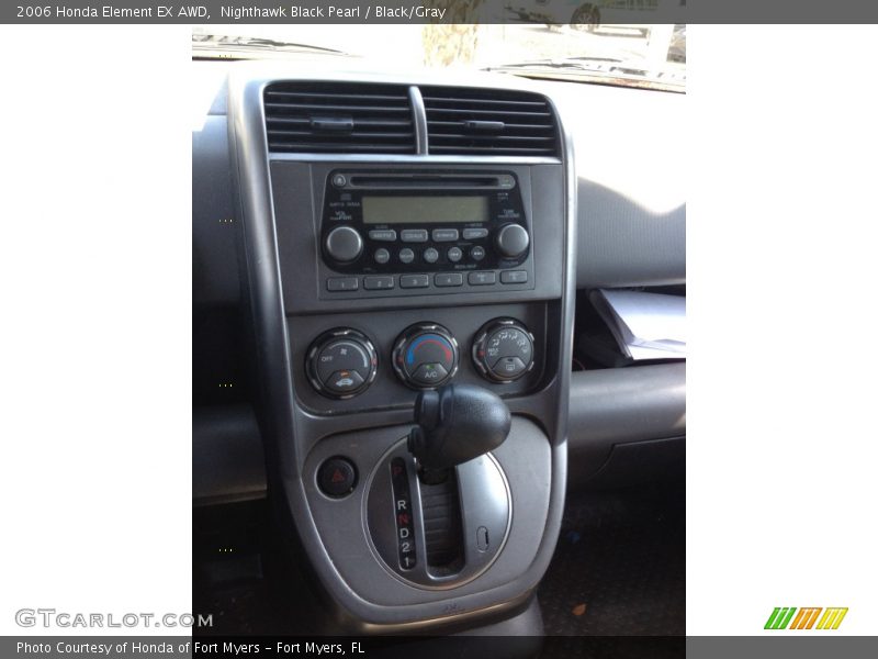 Nighthawk Black Pearl / Black/Gray 2006 Honda Element EX AWD