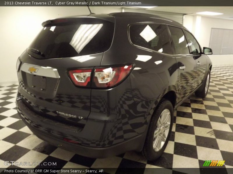 Cyber Gray Metallic / Dark Titanium/Light Titanium 2013 Chevrolet Traverse LT