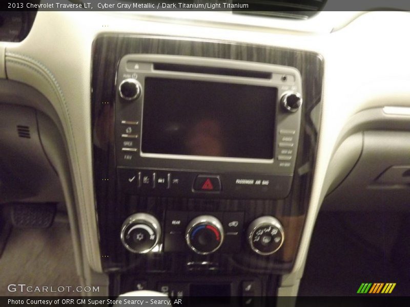 Cyber Gray Metallic / Dark Titanium/Light Titanium 2013 Chevrolet Traverse LT