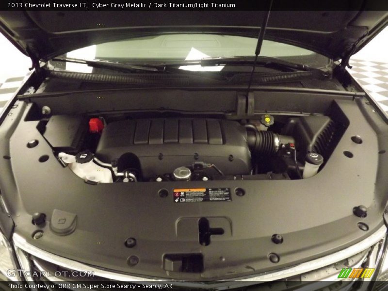 Cyber Gray Metallic / Dark Titanium/Light Titanium 2013 Chevrolet Traverse LT
