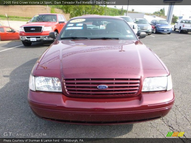 Dark Toreador Red Metallic / Dark Charcoal 2005 Ford Crown Victoria LX Sport