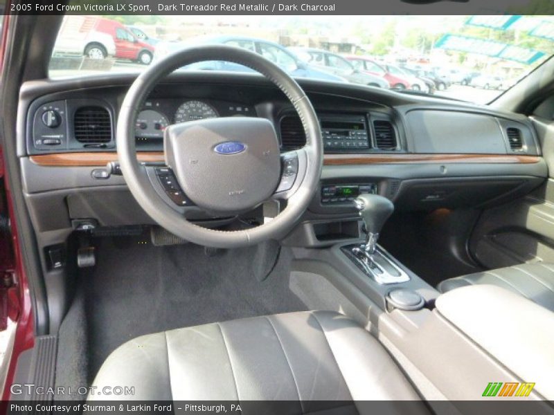 Dark Charcoal Interior - 2005 Crown Victoria LX Sport 