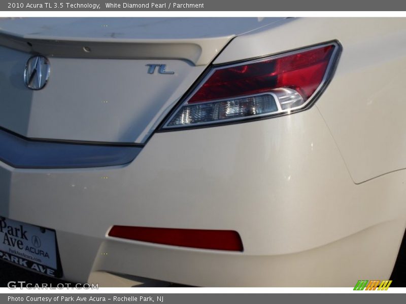 White Diamond Pearl / Parchment 2010 Acura TL 3.5 Technology