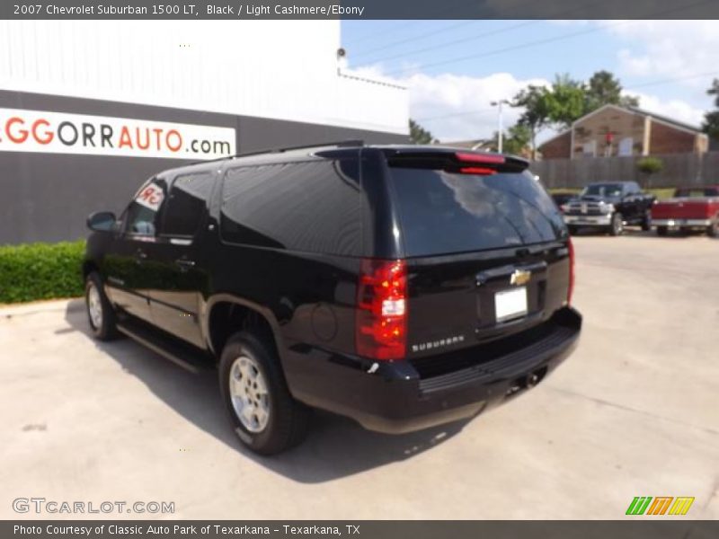 Black / Light Cashmere/Ebony 2007 Chevrolet Suburban 1500 LT