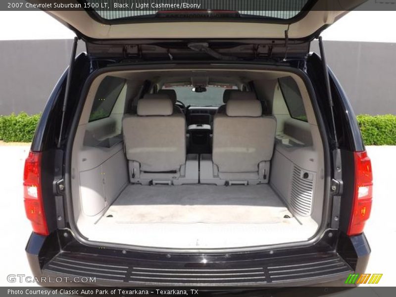 Black / Light Cashmere/Ebony 2007 Chevrolet Suburban 1500 LT