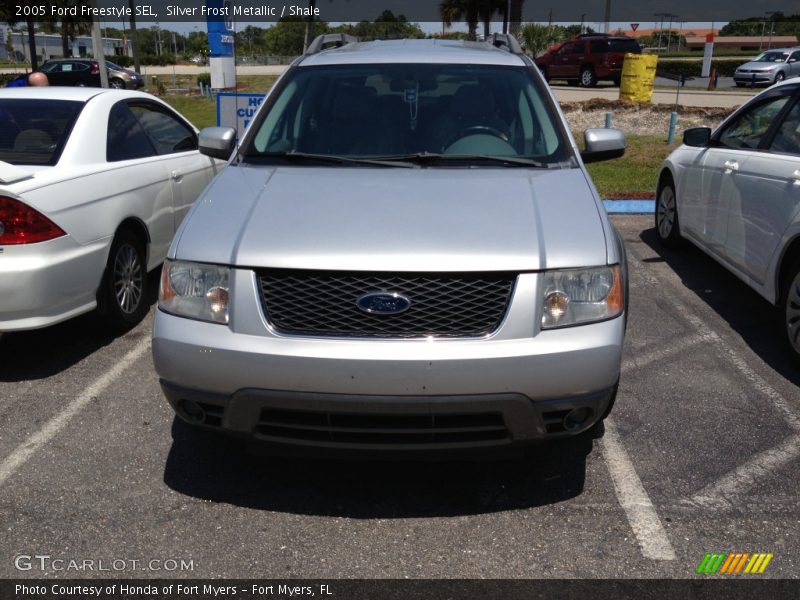 Silver Frost Metallic / Shale 2005 Ford Freestyle SEL