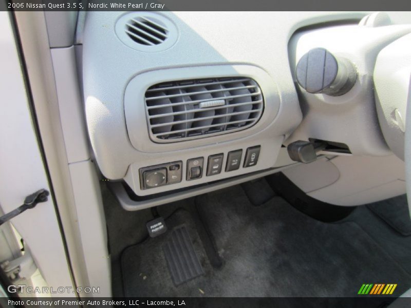 Nordic White Pearl / Gray 2006 Nissan Quest 3.5 S