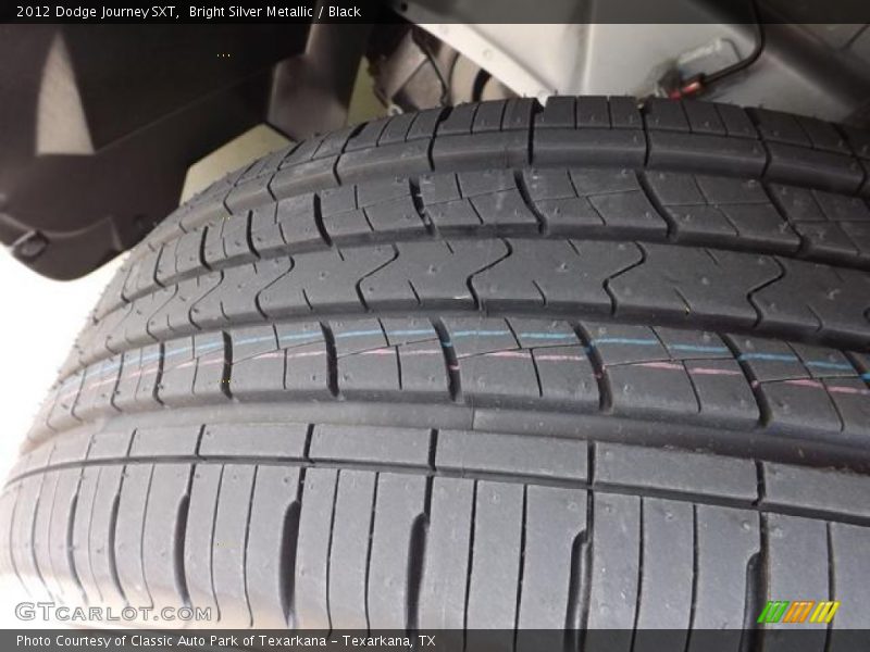 Bright Silver Metallic / Black 2012 Dodge Journey SXT