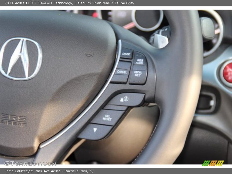 Controls of 2011 TL 3.7 SH-AWD Technology