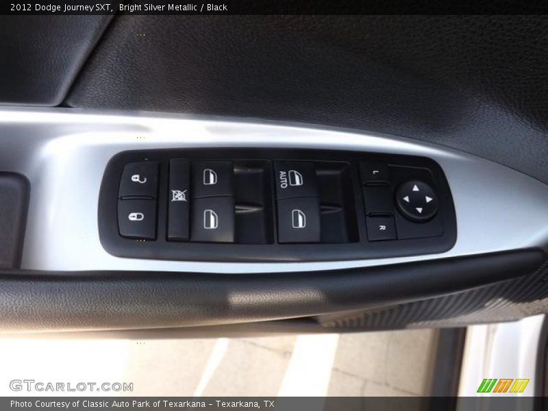 Bright Silver Metallic / Black 2012 Dodge Journey SXT