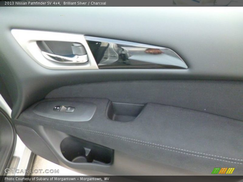 Brilliant Silver / Charcoal 2013 Nissan Pathfinder SV 4x4