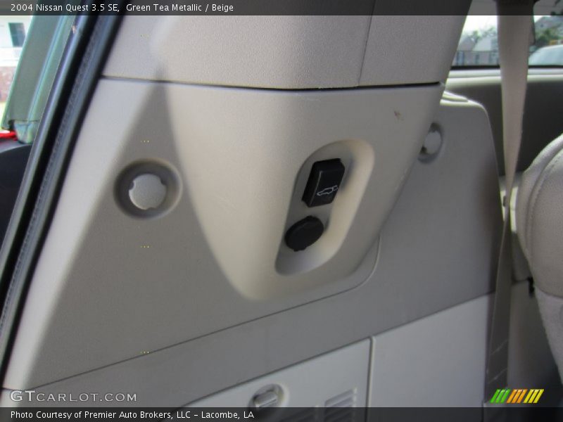 Green Tea Metallic / Beige 2004 Nissan Quest 3.5 SE