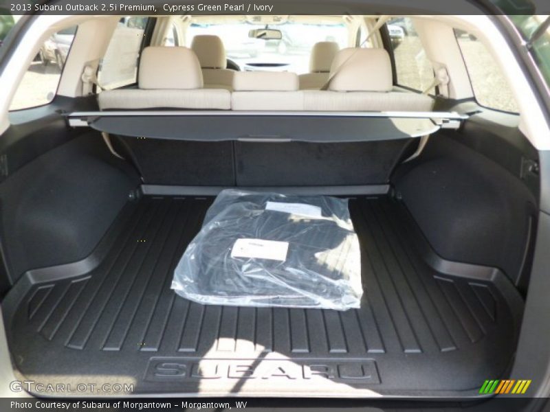 Cypress Green Pearl / Ivory 2013 Subaru Outback 2.5i Premium