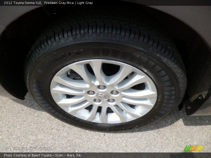 Predawn Gray Mica / Light Gray 2012 Toyota Sienna XLE