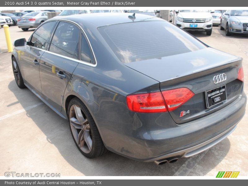 Meteor Gray Pearl Effect / Black/Silver 2010 Audi S4 3.0 quattro Sedan