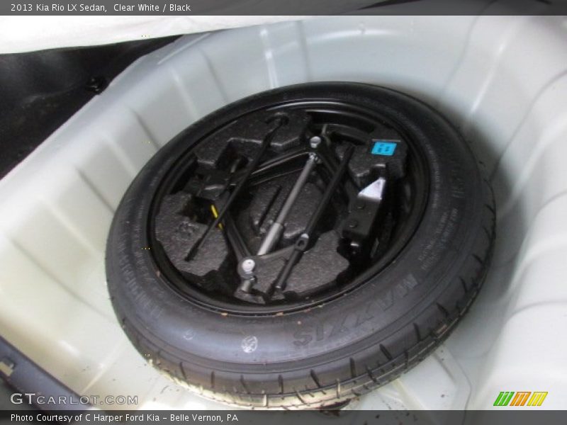 Clear White / Black 2013 Kia Rio LX Sedan