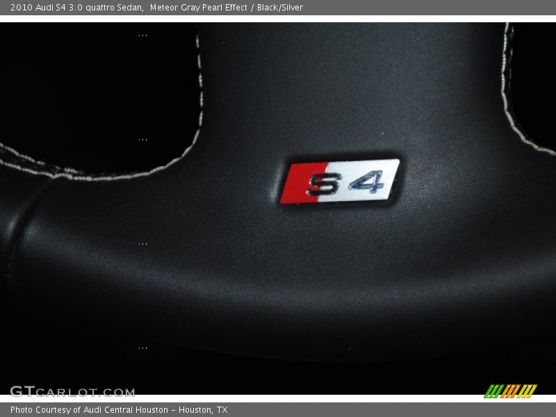 Meteor Gray Pearl Effect / Black/Silver 2010 Audi S4 3.0 quattro Sedan