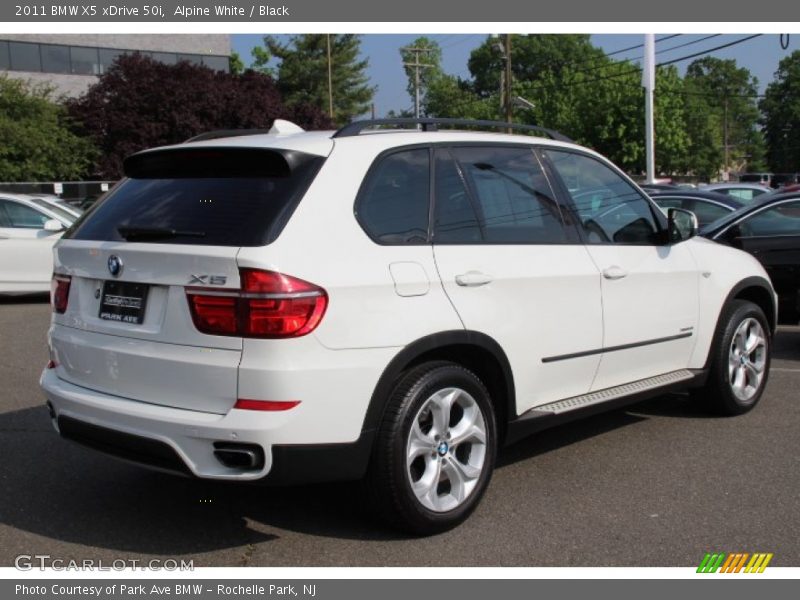 Alpine White / Black 2011 BMW X5 xDrive 50i