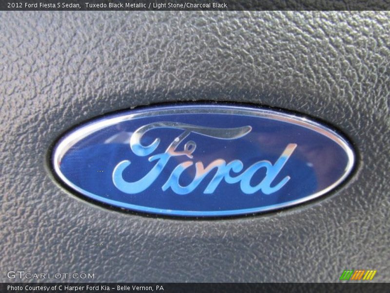 Tuxedo Black Metallic / Light Stone/Charcoal Black 2012 Ford Fiesta S Sedan