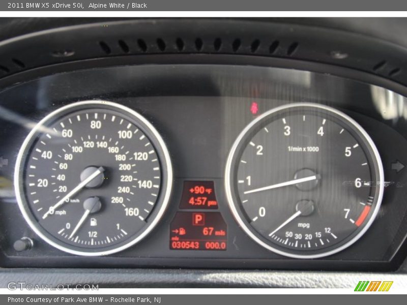 Alpine White / Black 2011 BMW X5 xDrive 50i