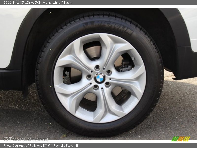 Alpine White / Black 2011 BMW X5 xDrive 50i