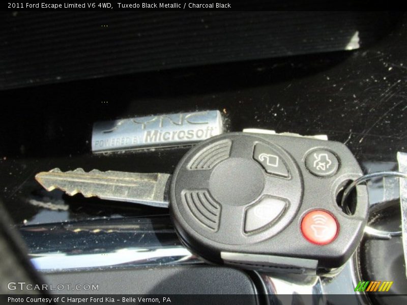 Tuxedo Black Metallic / Charcoal Black 2011 Ford Escape Limited V6 4WD