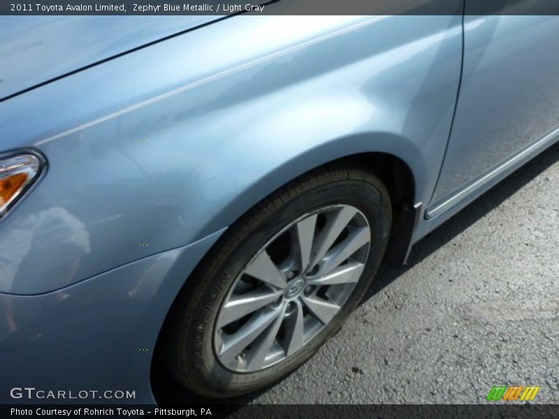 Zephyr Blue Metallic / Light Gray 2011 Toyota Avalon Limited
