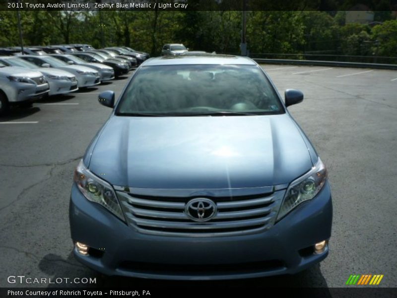 Zephyr Blue Metallic / Light Gray 2011 Toyota Avalon Limited