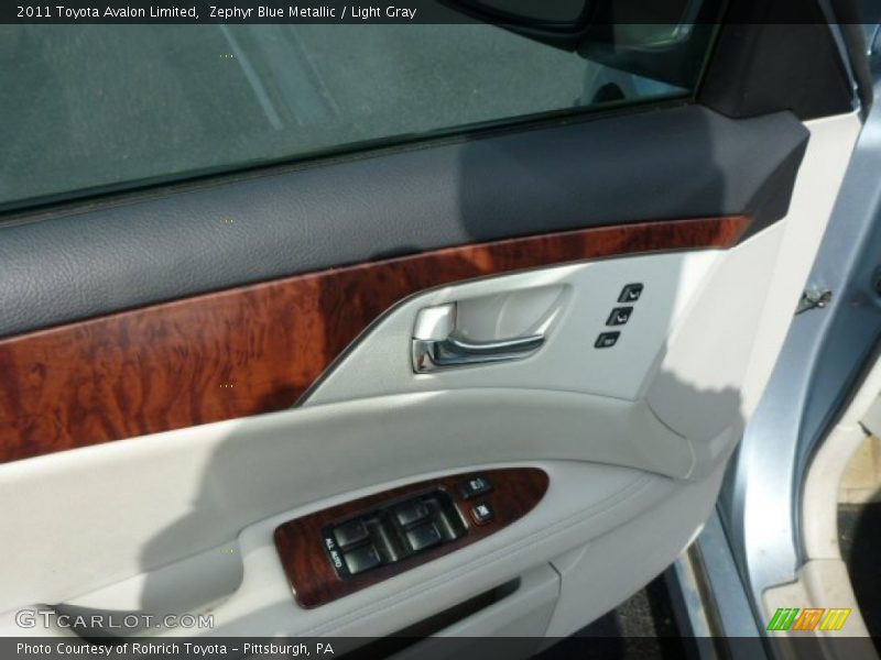 Zephyr Blue Metallic / Light Gray 2011 Toyota Avalon Limited