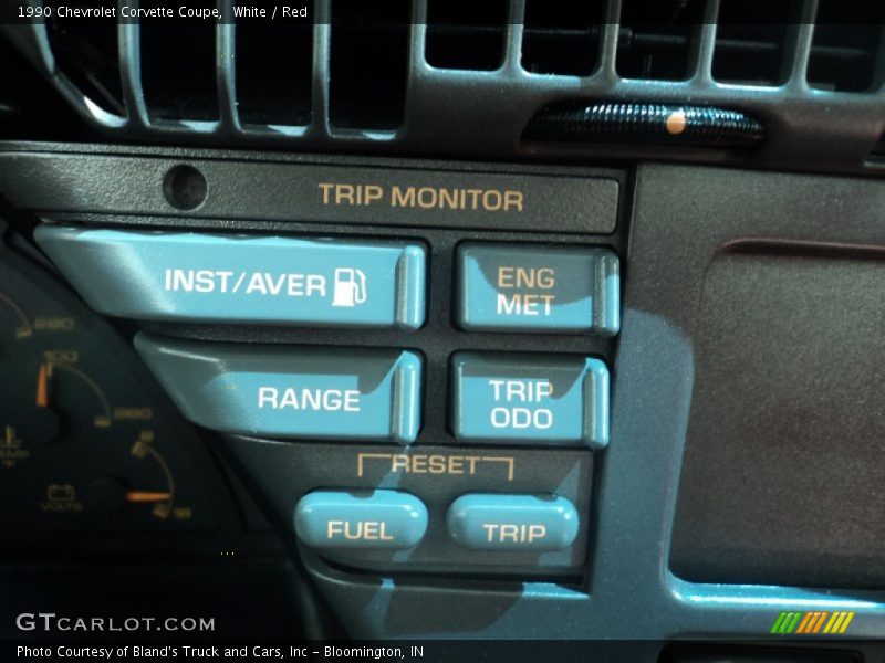 Controls of 1990 Corvette Coupe