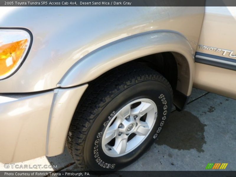 Desert Sand Mica / Dark Gray 2005 Toyota Tundra SR5 Access Cab 4x4