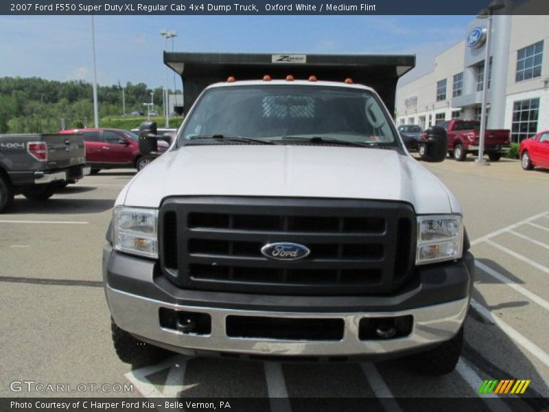 Oxford White / Medium Flint 2007 Ford F550 Super Duty XL Regular Cab 4x4 Dump Truck