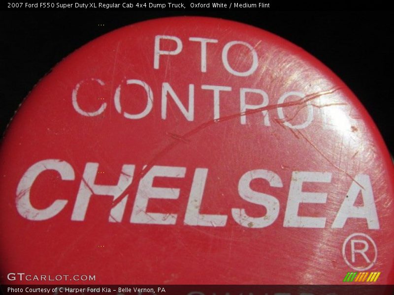 Oxford White / Medium Flint 2007 Ford F550 Super Duty XL Regular Cab 4x4 Dump Truck