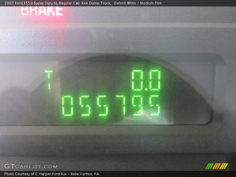 Oxford White / Medium Flint 2007 Ford F550 Super Duty XL Regular Cab 4x4 Dump Truck