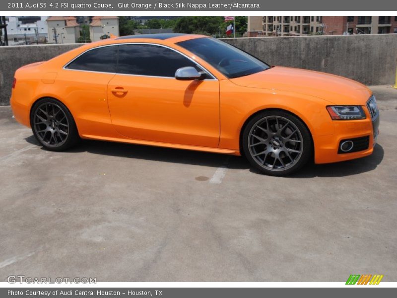  2011 S5 4.2 FSI quattro Coupe Glut Orange