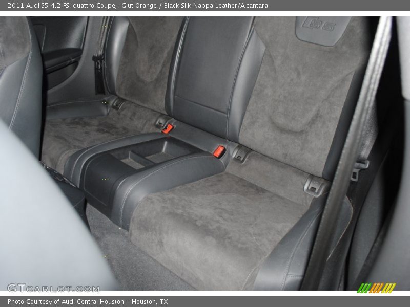 Rear Seat of 2011 S5 4.2 FSI quattro Coupe