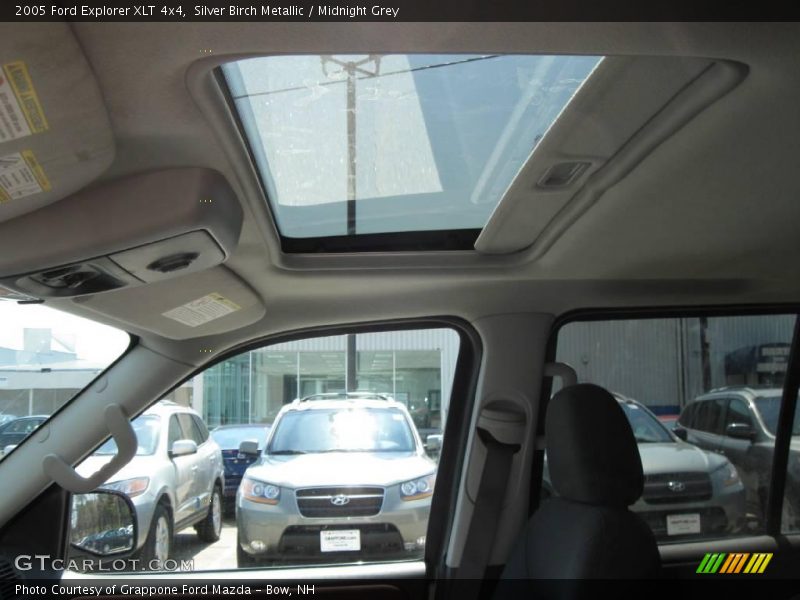 Silver Birch Metallic / Midnight Grey 2005 Ford Explorer XLT 4x4
