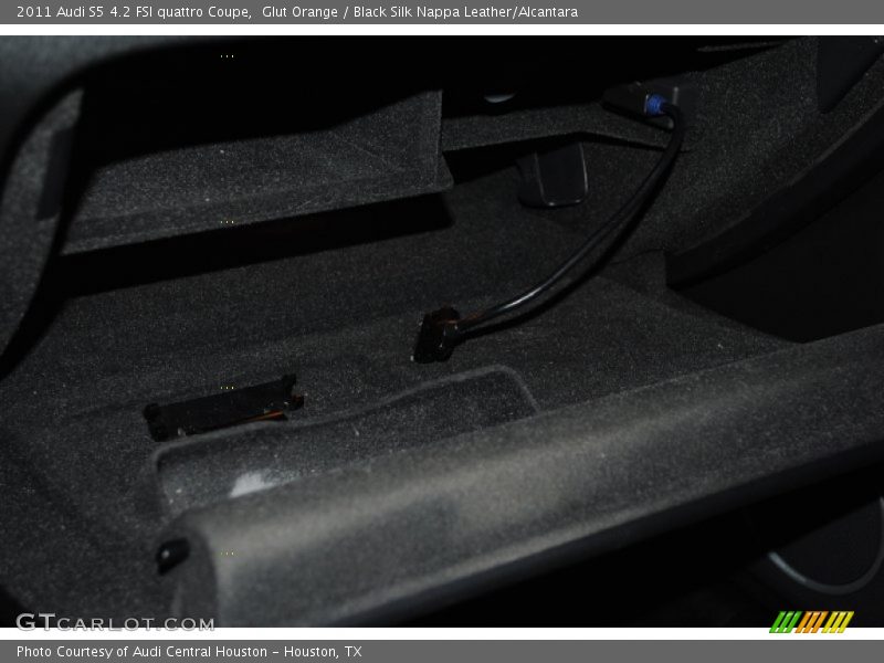 Glut Orange / Black Silk Nappa Leather/Alcantara 2011 Audi S5 4.2 FSI quattro Coupe