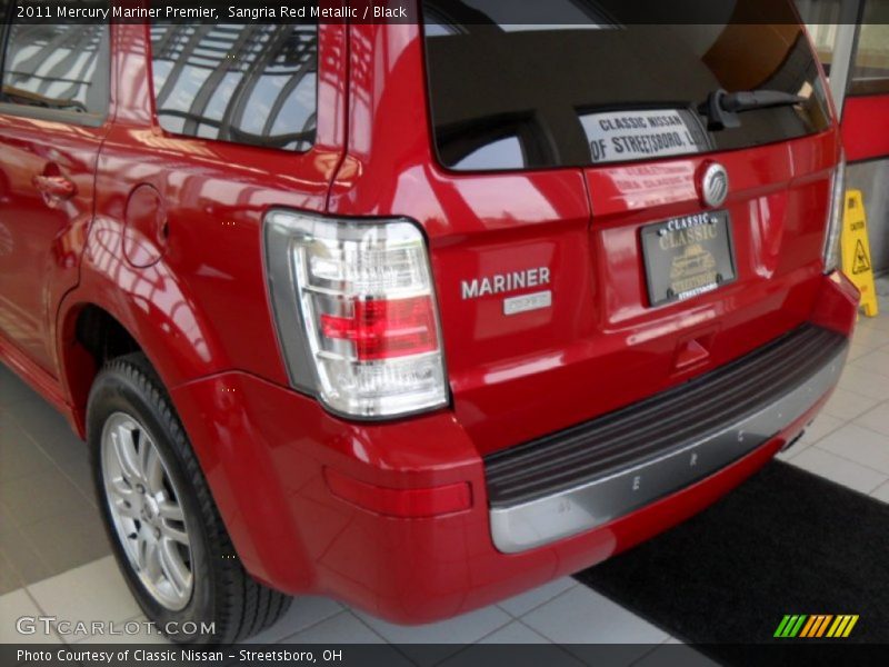 Sangria Red Metallic / Black 2011 Mercury Mariner Premier