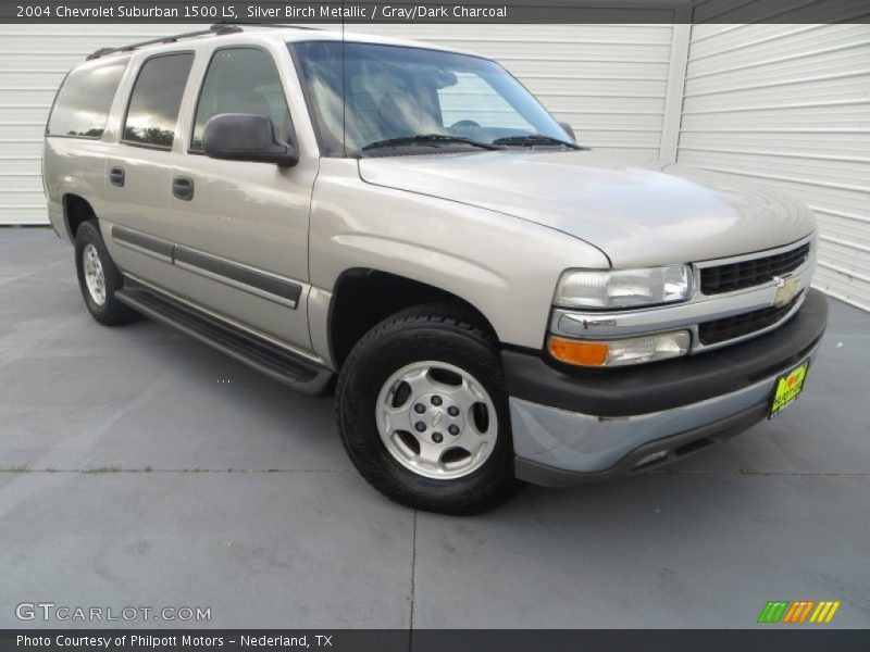 Silver Birch Metallic / Gray/Dark Charcoal 2004 Chevrolet Suburban 1500 LS