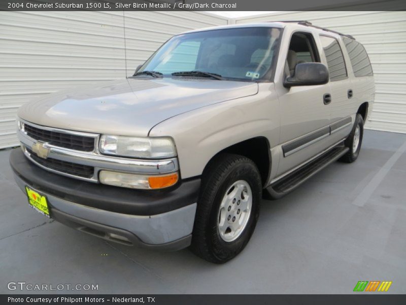 Silver Birch Metallic / Gray/Dark Charcoal 2004 Chevrolet Suburban 1500 LS