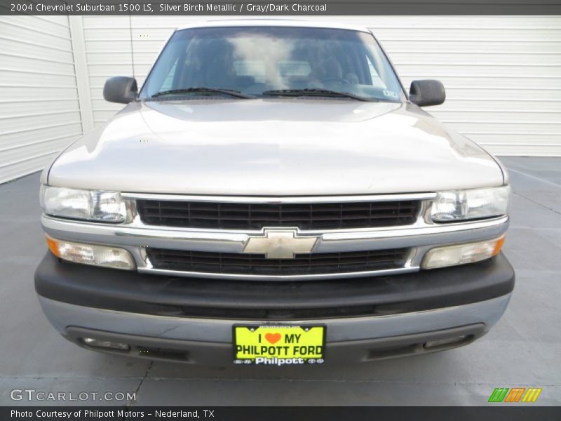 Silver Birch Metallic / Gray/Dark Charcoal 2004 Chevrolet Suburban 1500 LS