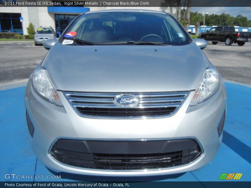 Ingot Silver Metallic / Charcoal Black/Blue Cloth 2011 Ford Fiesta SE SFE Sedan