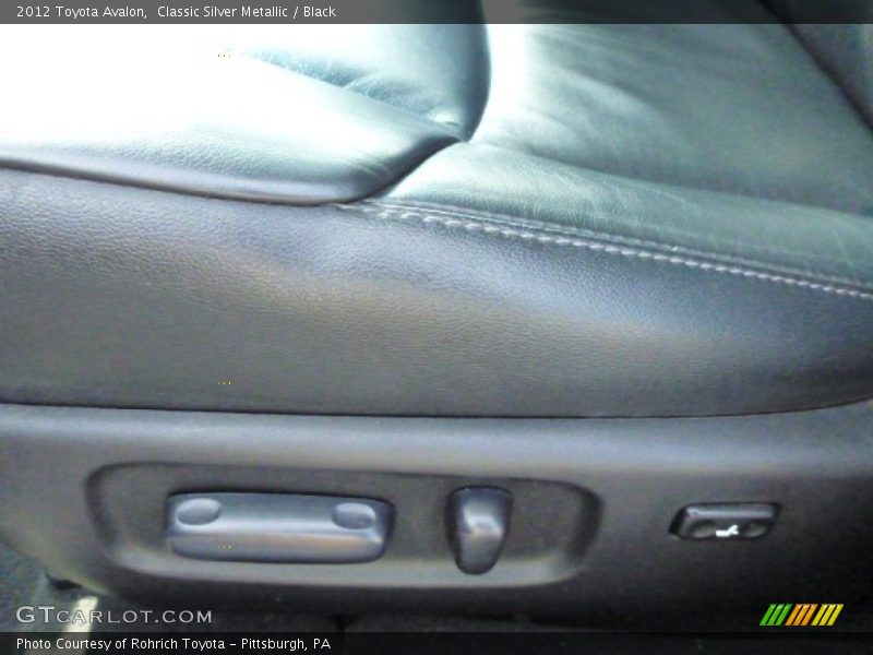 Classic Silver Metallic / Black 2012 Toyota Avalon