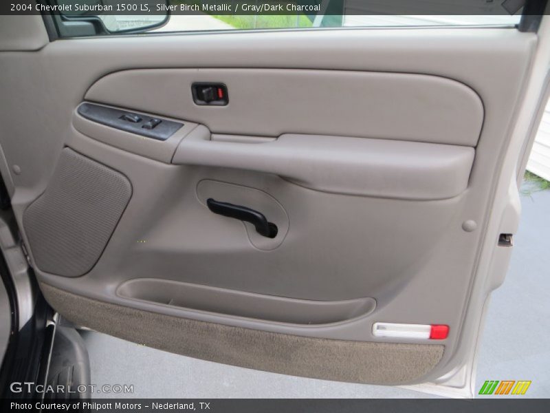 Silver Birch Metallic / Gray/Dark Charcoal 2004 Chevrolet Suburban 1500 LS